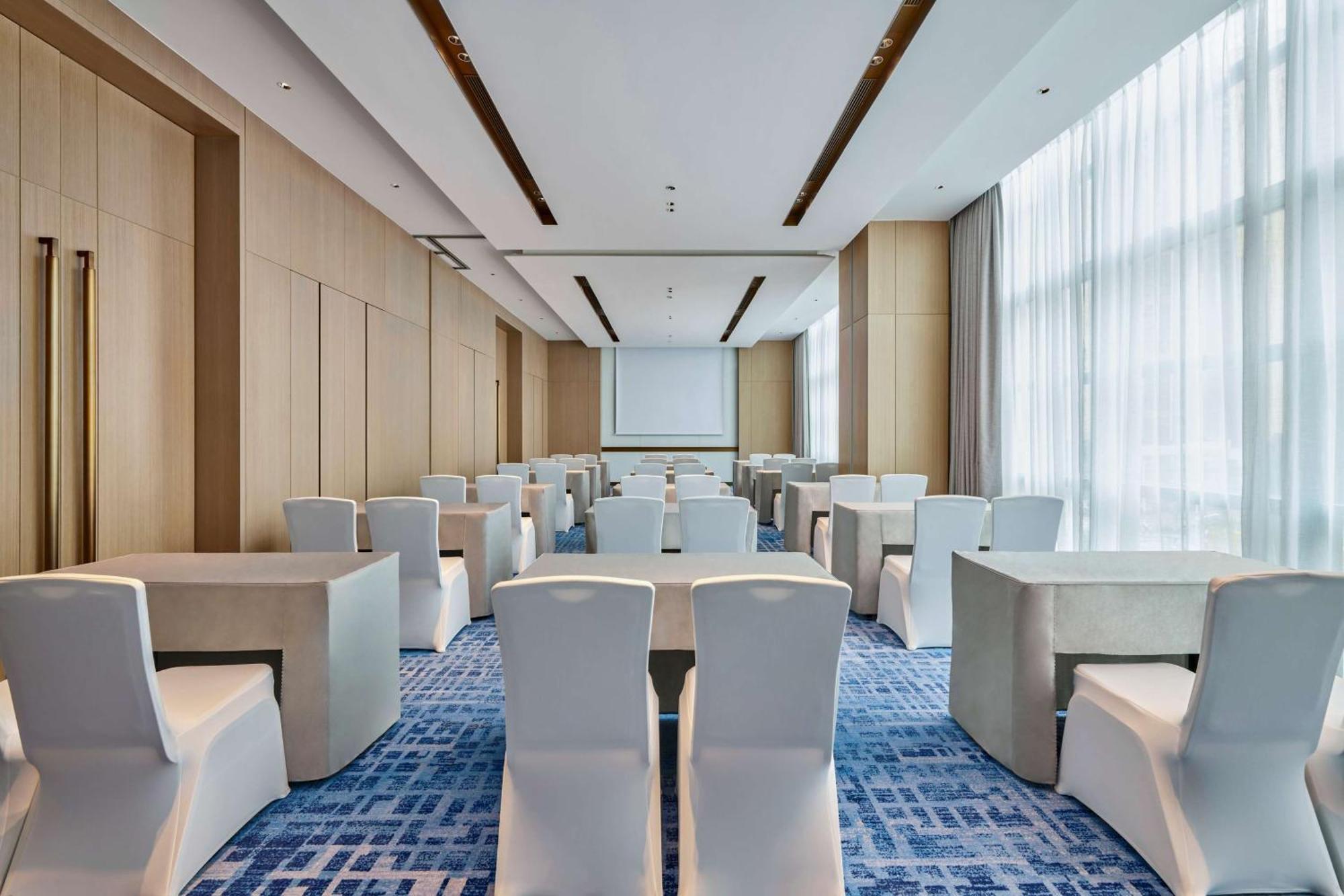 Hilton Garden Inn Shenzhen Guangming Exterior foto